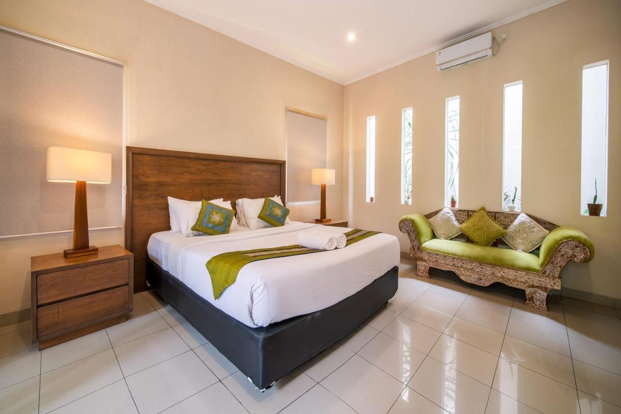 Kinawa Seminyak (Bali)